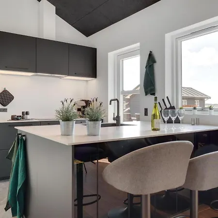 Holiday home Moreen - 1-5km From The Sea By Interhome Lokken