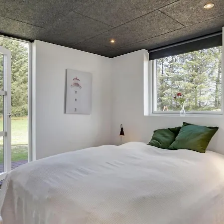 Moreen - 1-5km From The Sea By Interhome Holiday home