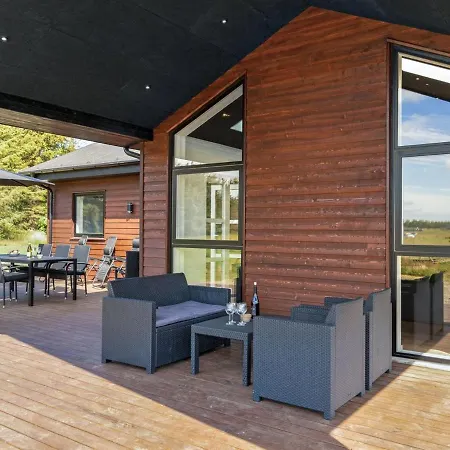 Holiday home Moreen - 1-5km From The Sea By Interhome *