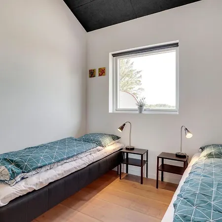 Moreen - 1-5km From The Sea By Interhome *